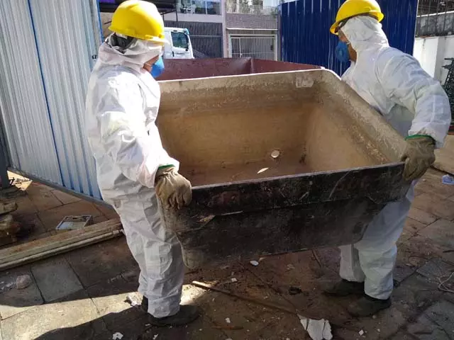 DEMOLIÇÃO CONTAMINADA DEMOLIÇÃO CONTAMINADA